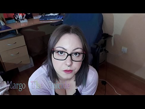 ❤️ Une fille sexy avec des lunettes suce profondément un gode devant la caméra ️❌ Porno juste at porn fr.fashiontee.top ❌️❤